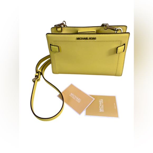 Michael Kors Handbags - Michael Kors 35S0SU9C1L Rayne Small Saffiano Leather Crossbody Bag